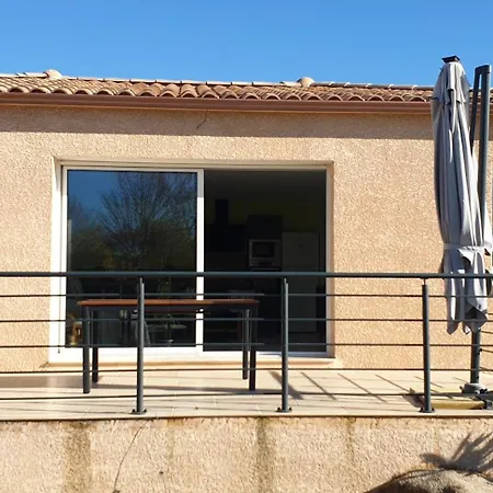 Maison De